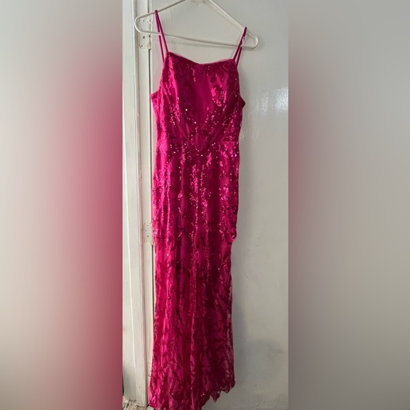 Dresses & Skirts - Pink Sequin Formal Dress NWT
